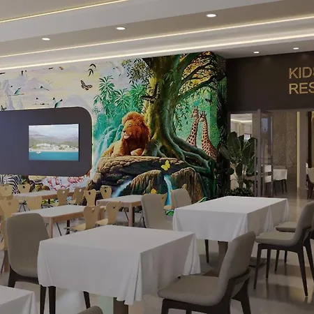 Mirage Park 5*