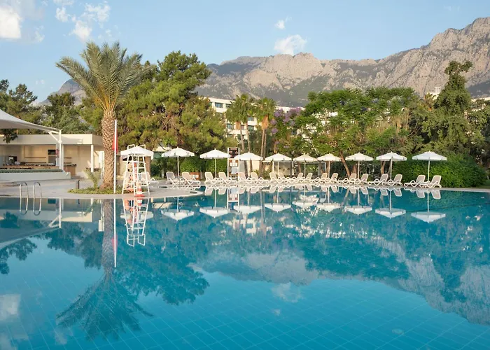 Mirage Park Resort-ultra Incl. Θέρετρο