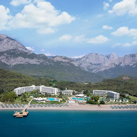 Mirage Park Κεμέρ