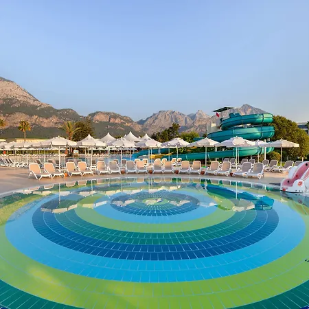 Mirage Park Θέρετρο