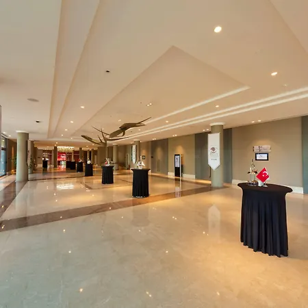 Курортный комплекс Mirage Park