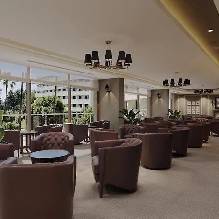 Mirage Park 5*